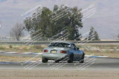 media/Jun-02-2024-CalClub SCCA (Sun) [[05fc656a50]]/Group 3/Qualifying/